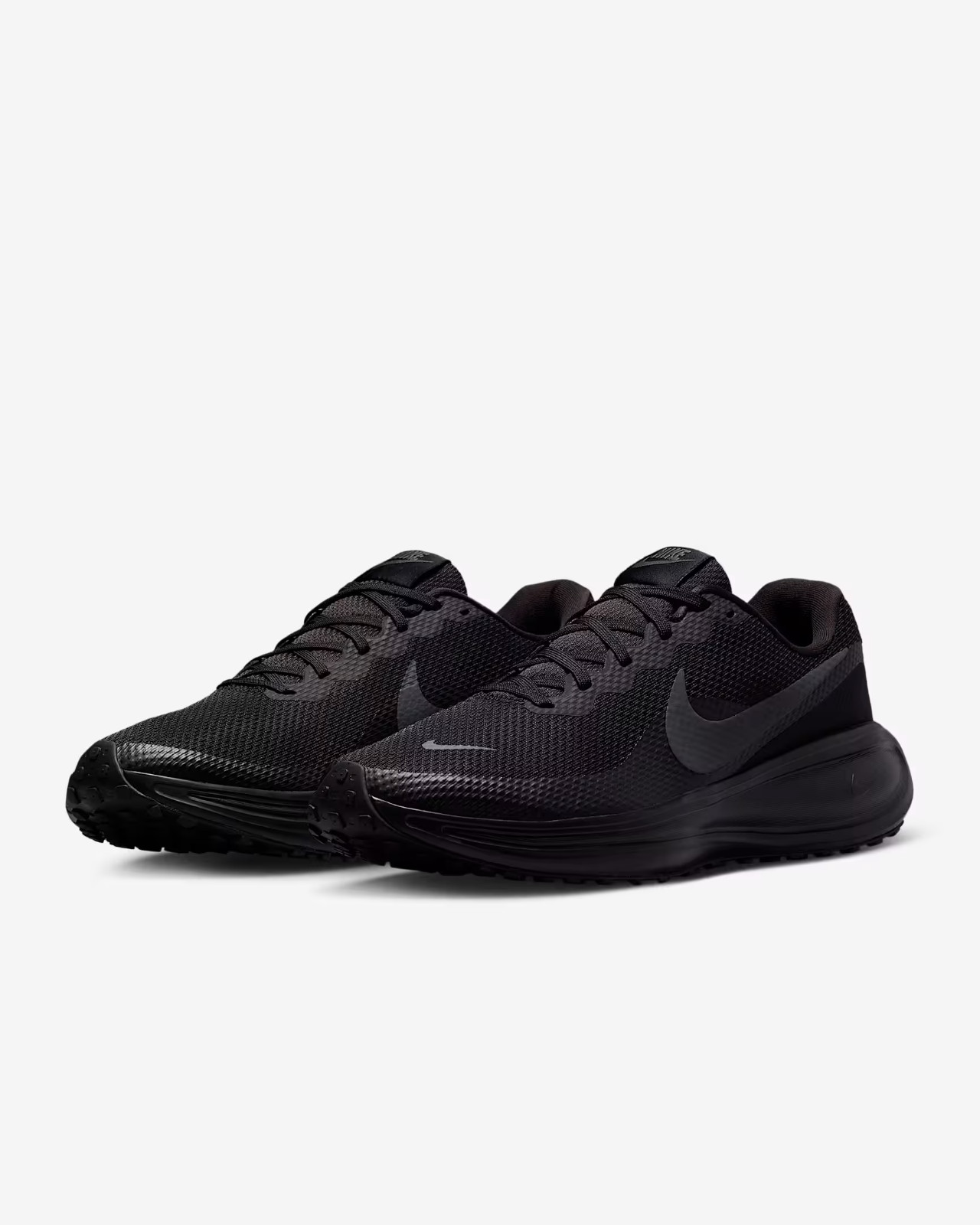 Men Nike Revolution 8 Shoes Extra Wide