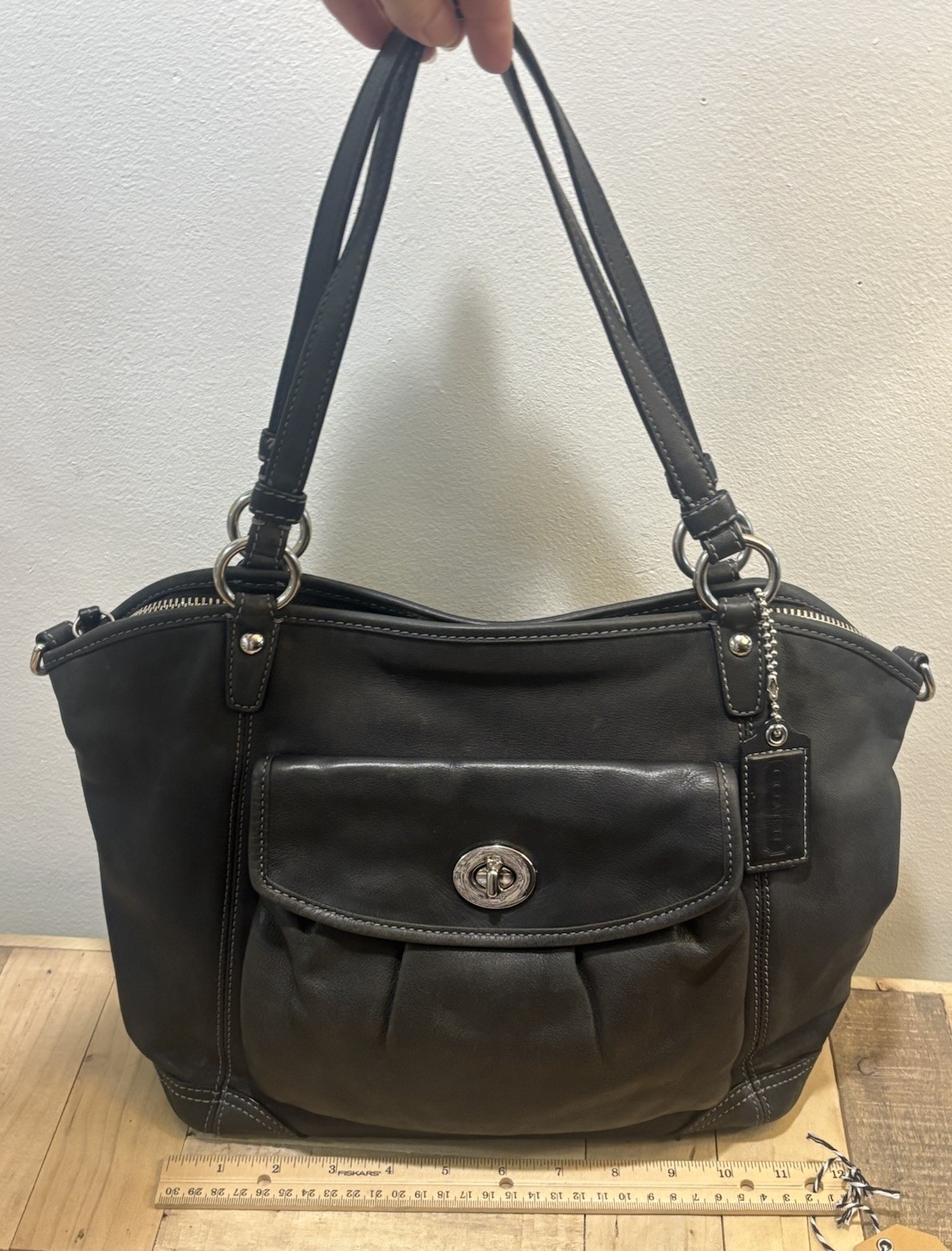 Coach Leah Black Leather Shoulder Bag 13172