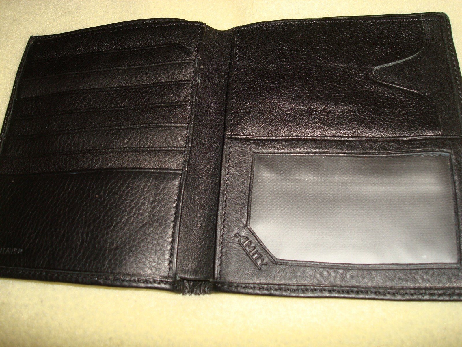 Amity Genuine Leather Large Bifold Wallet -with 8 Card Slots- 4.5″ x 5.25″ Black