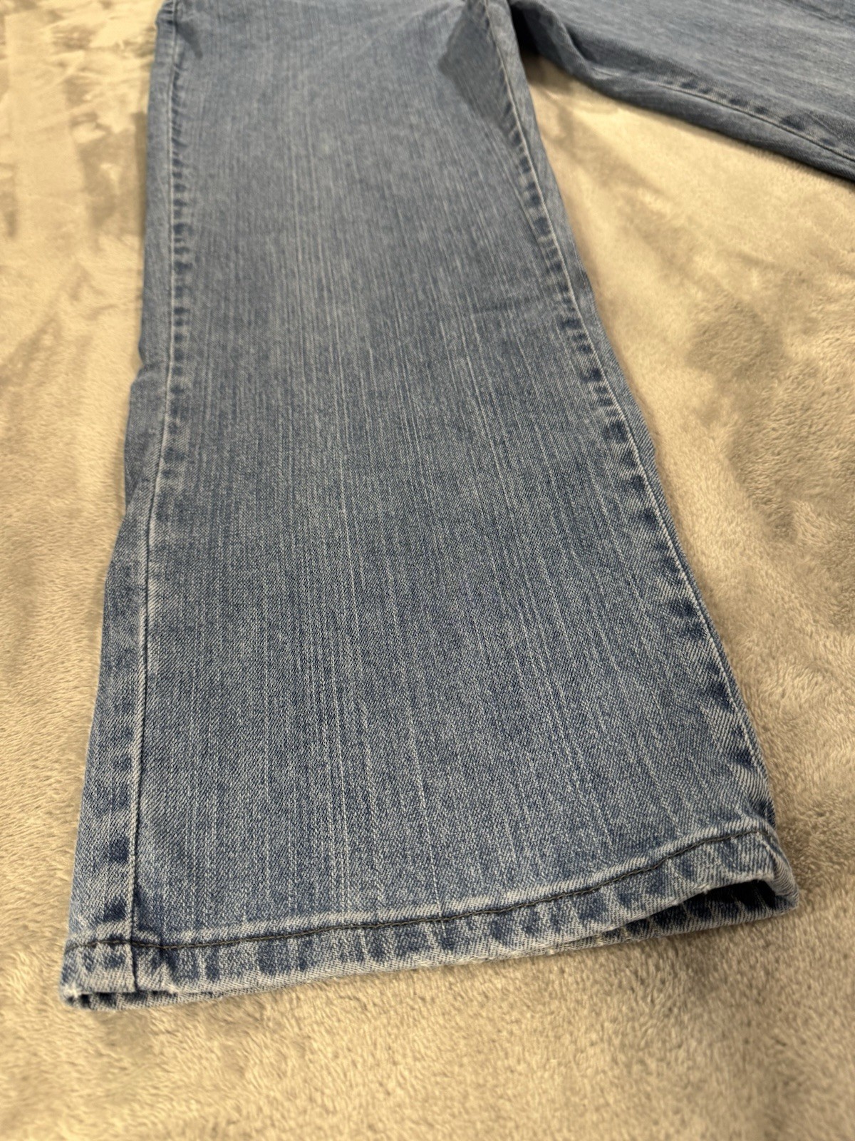 Lee Womens Jeans 16 Short Relaxed Straight Leg High Rise Stretch Light Wash