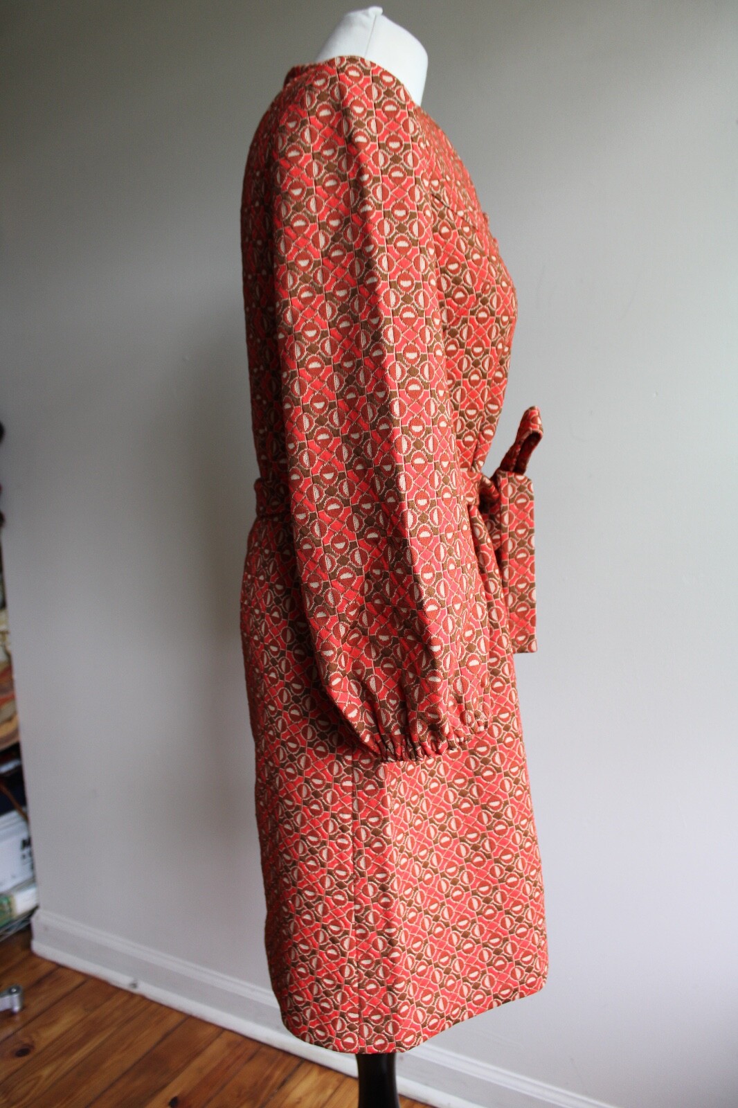 Vtg Unbranded 36″ Bust Orange Brown Geometric V-Neck Knit Fabric Belted Dress