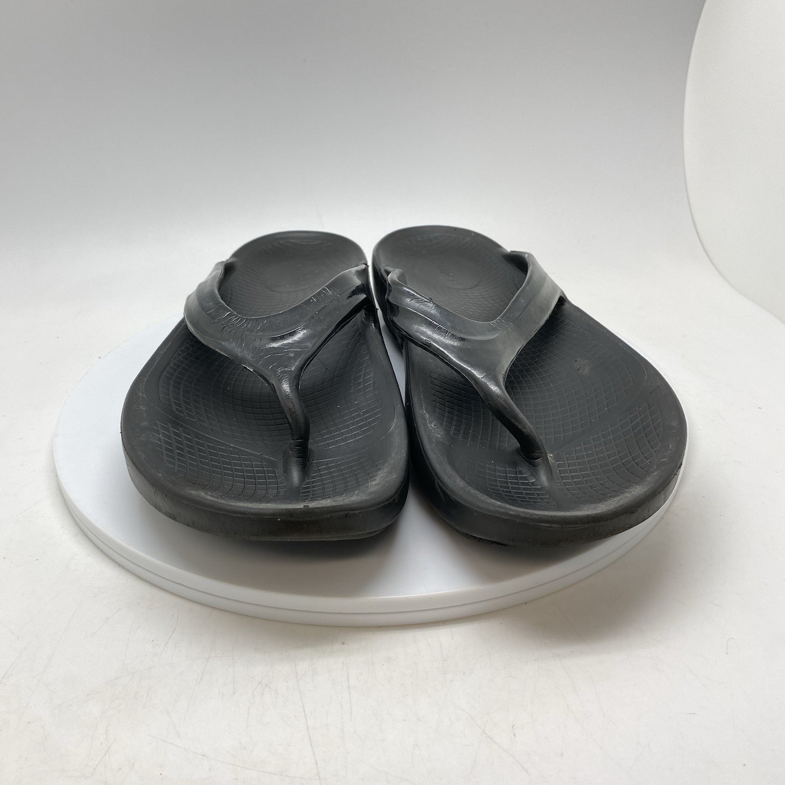 Oofos Oolala Recovery Sandals Womens 9 Black Flip Flops Slip On Thong Comfort