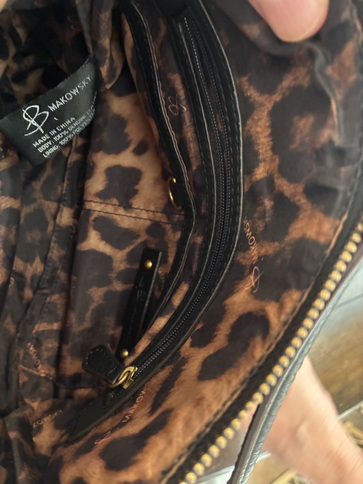 B. Makowsky Black Leather Shoulder Bag Purse Matching Wallet Dust Bag Set Leopar