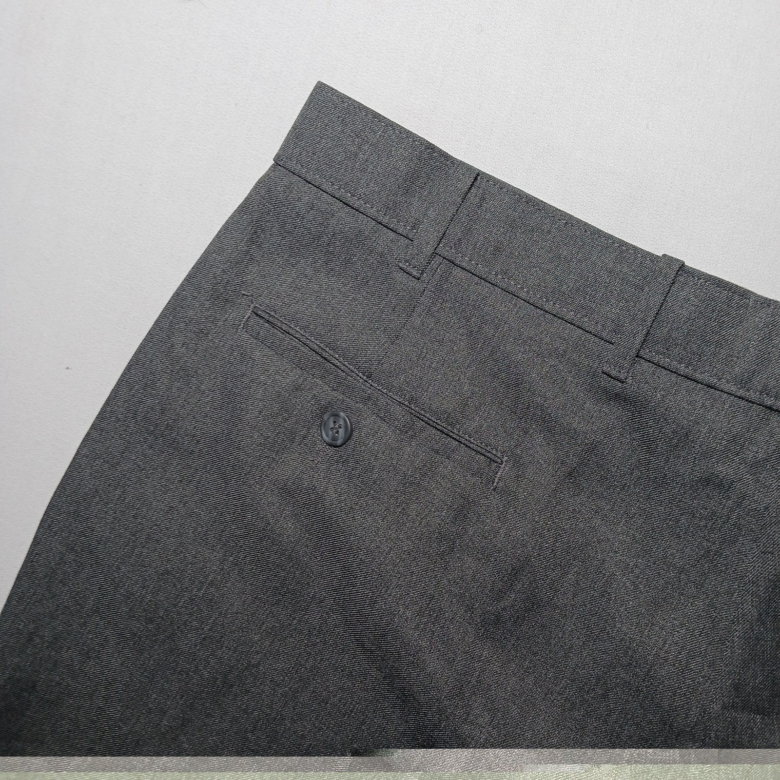Vintage 1999 Levi’s Mens Action Slacks 40X30 Gray Heathered Dacron