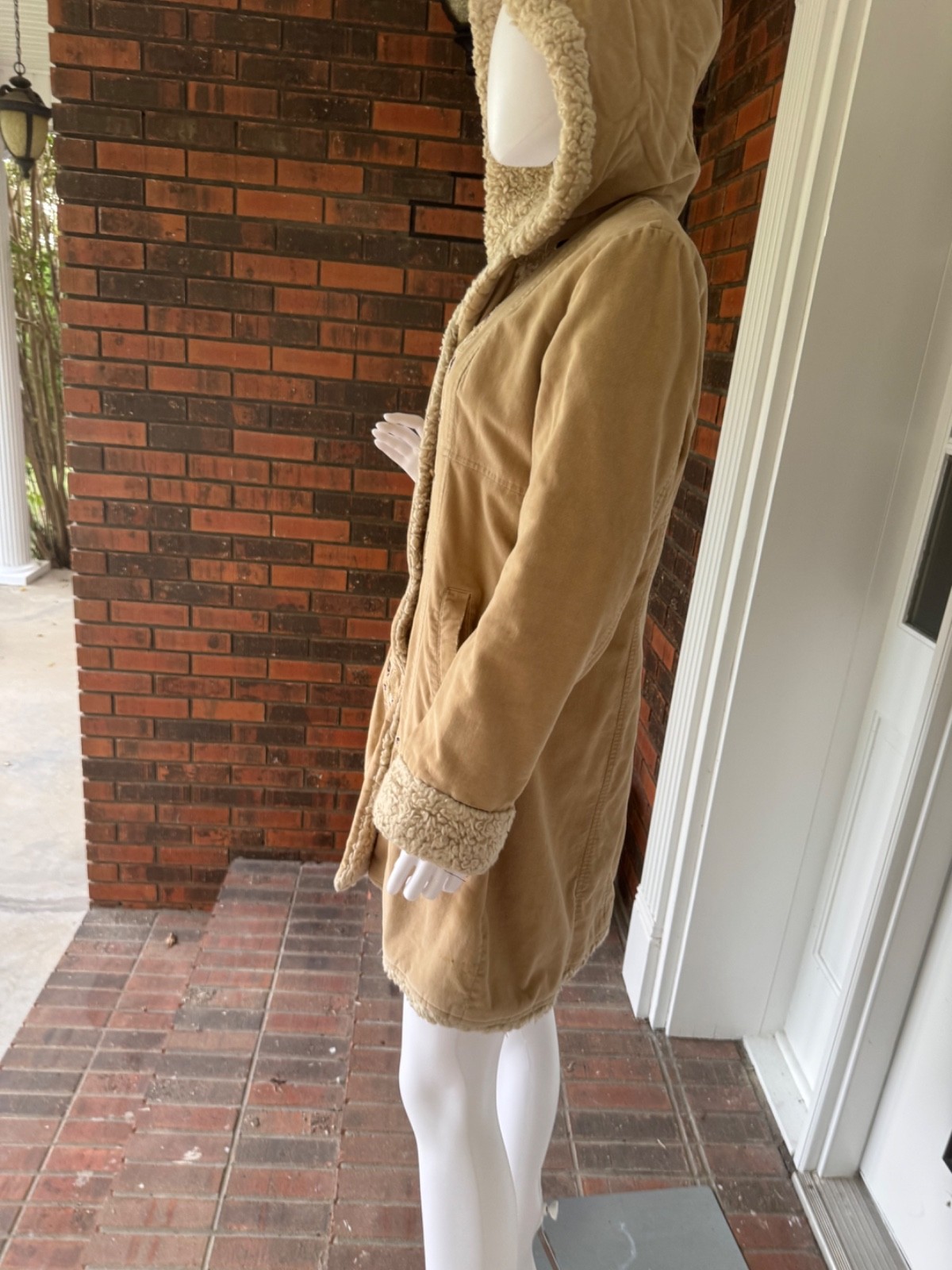 STATIC SIZE LARGE Cotton Beige Hooded Quilted Lining Button Up Embroidery