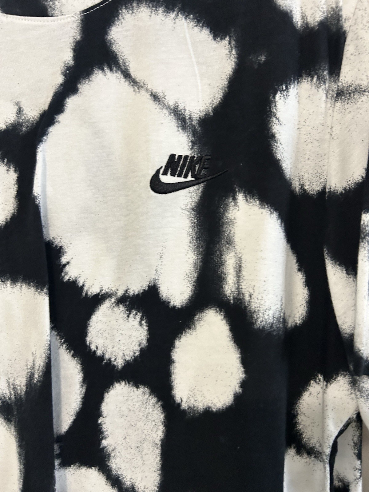 Nike Sportswear Men’s Large Black White Tie Dye T Shirt & Shorts Matching Set L