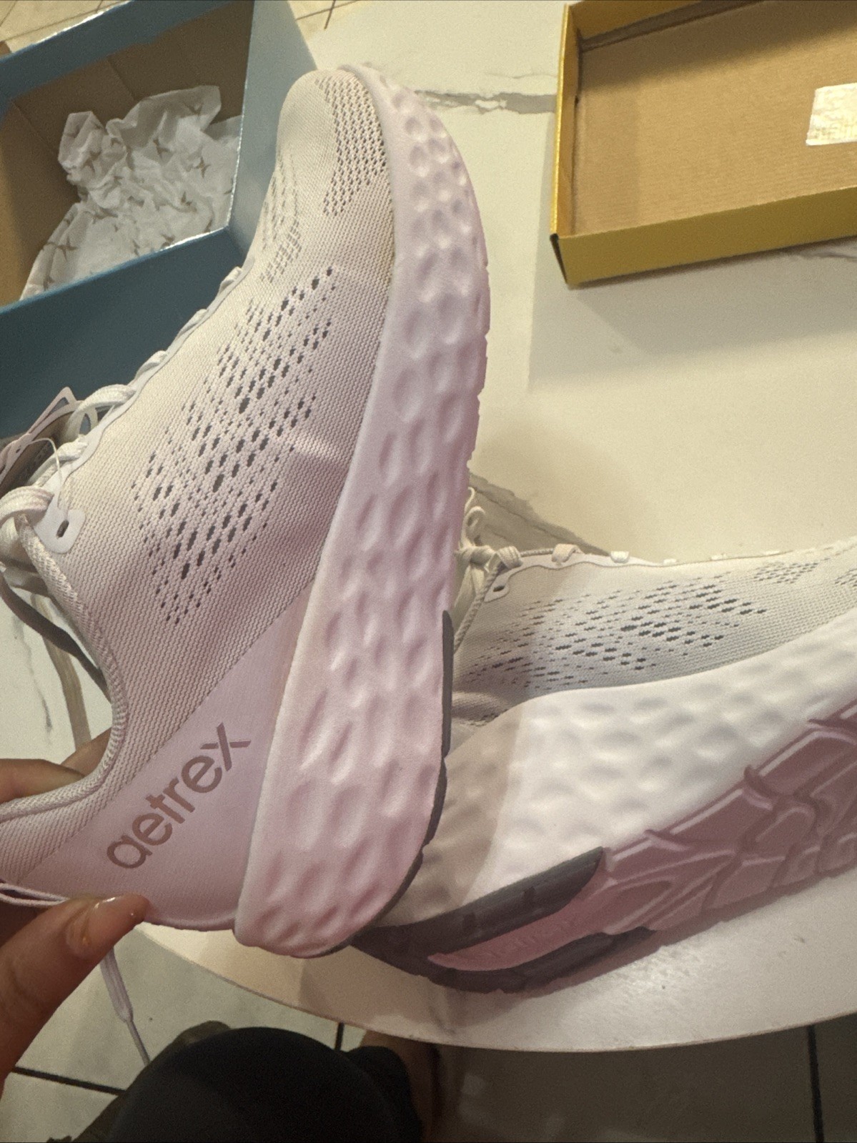 Aetrex Danika Arch Support Comfort Women’s Sneaker Size 8.5 Withe
