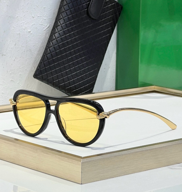 BOTTEGA VENETA BV1418S size:58-15-145 sunglasses new