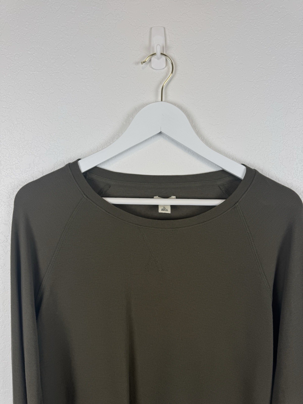 L.L. Bean Olive Green Crew Neck Thermal Pullover Tee Long Sleeves Base Layer L