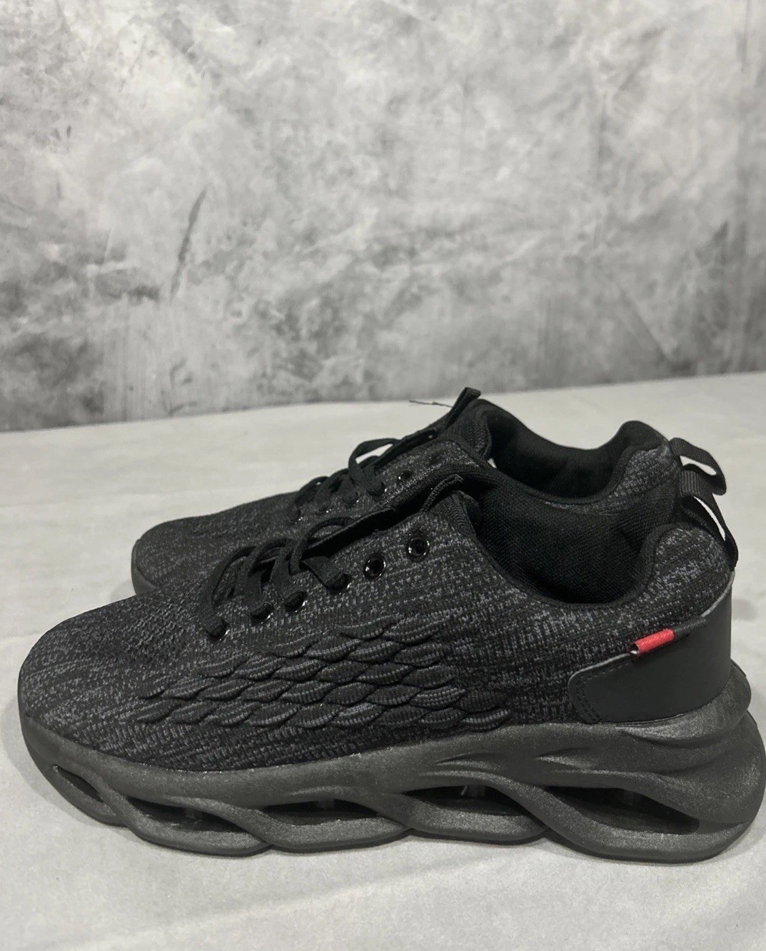 Mens Tennis Breathable Walking Shoes Ultra Lightweight Casual Sport Gym Sz 7.