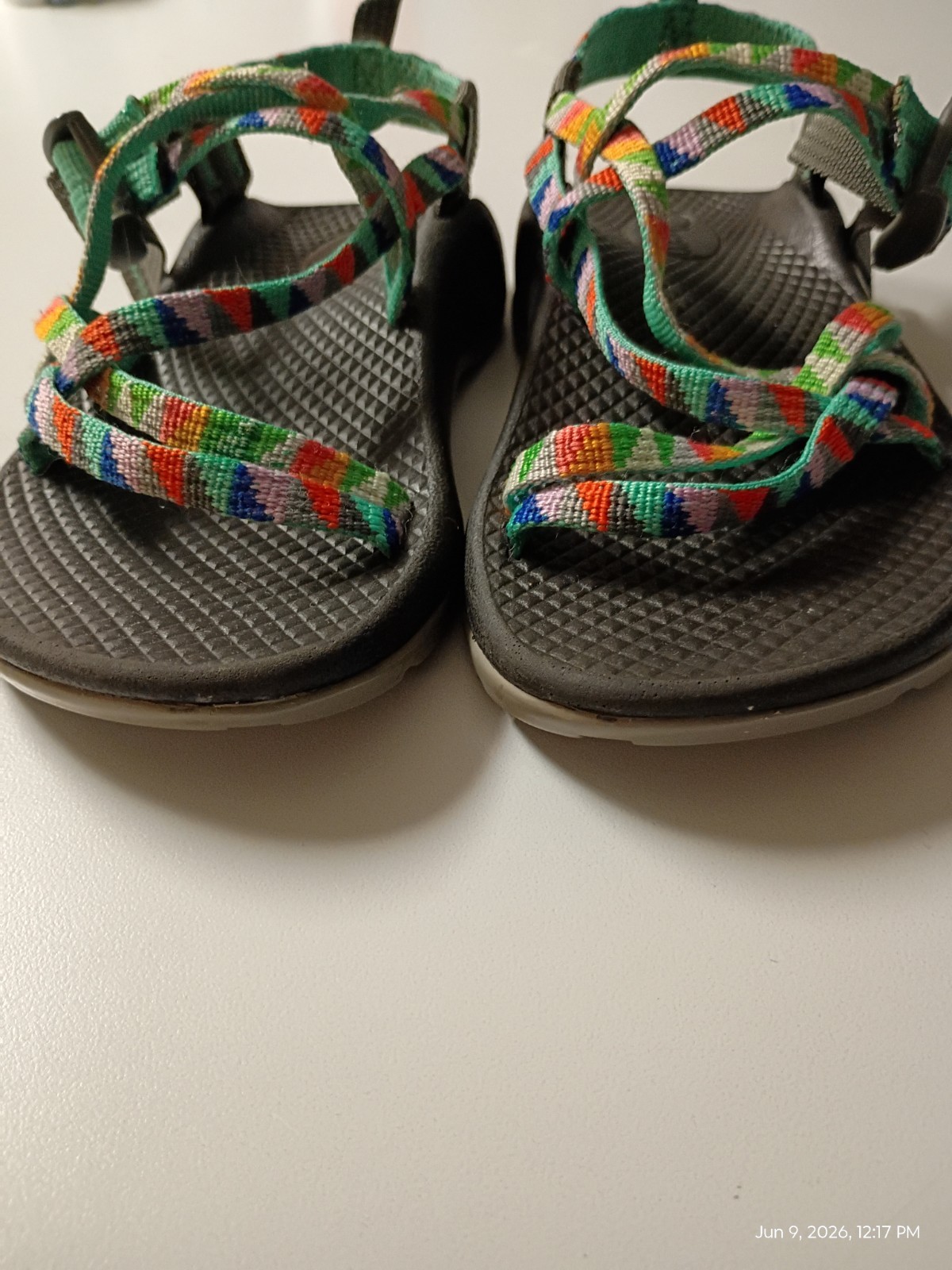 Chaco ZX1 Classic Girls Size 1 Outdoors Strappy Sandals Multi-colored Adjustable