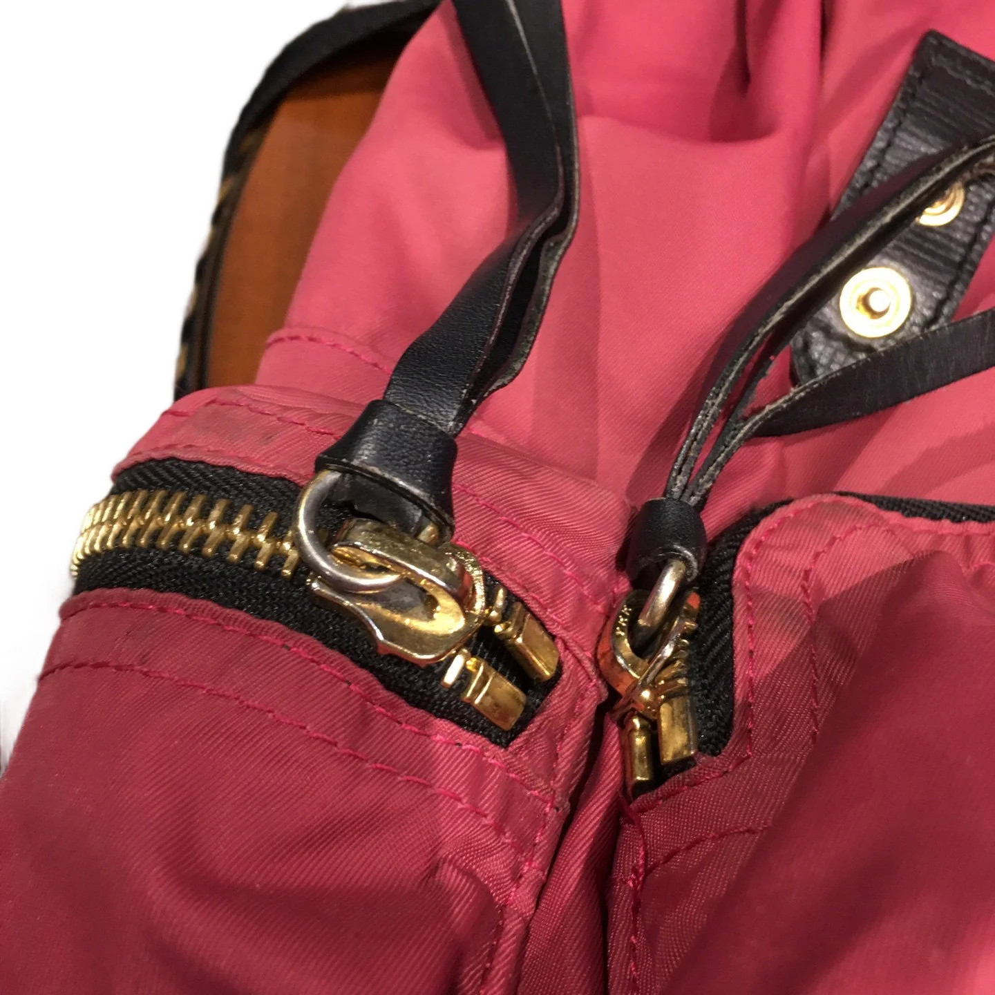 Burberry Backpack Red Nylon Calfskin (mg061126a1r)