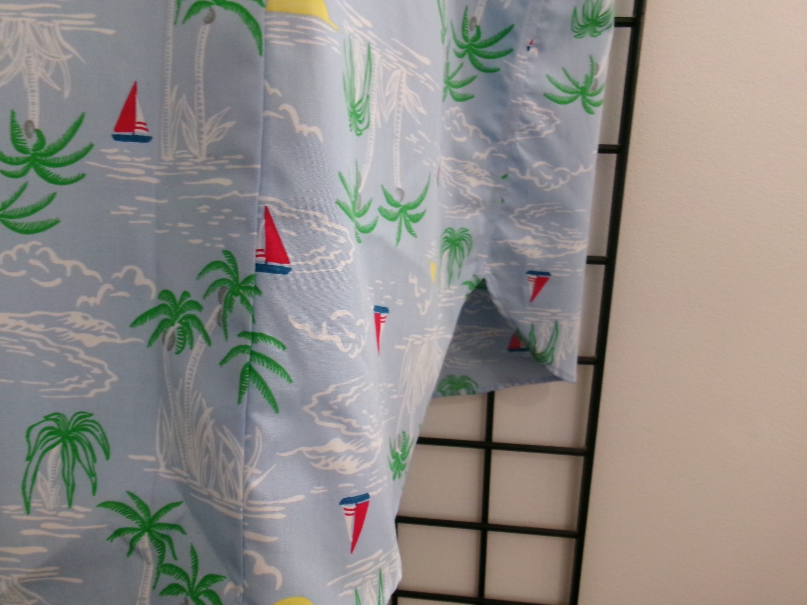 LANDS’ END 🌸SIZE 24 W / 53″ BUST==BLUE SAILBOAT, PALM PRINT / SLEEVELESS BLOUSE