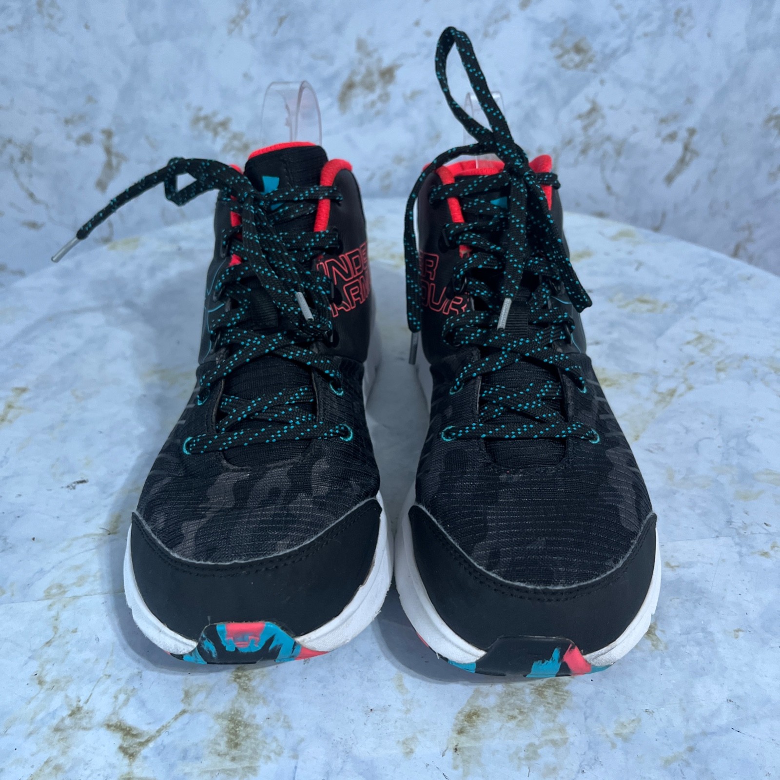 Under Armour Women’s Size 8.5 Running Shoes Black Red Athletic Trainer Sneakers