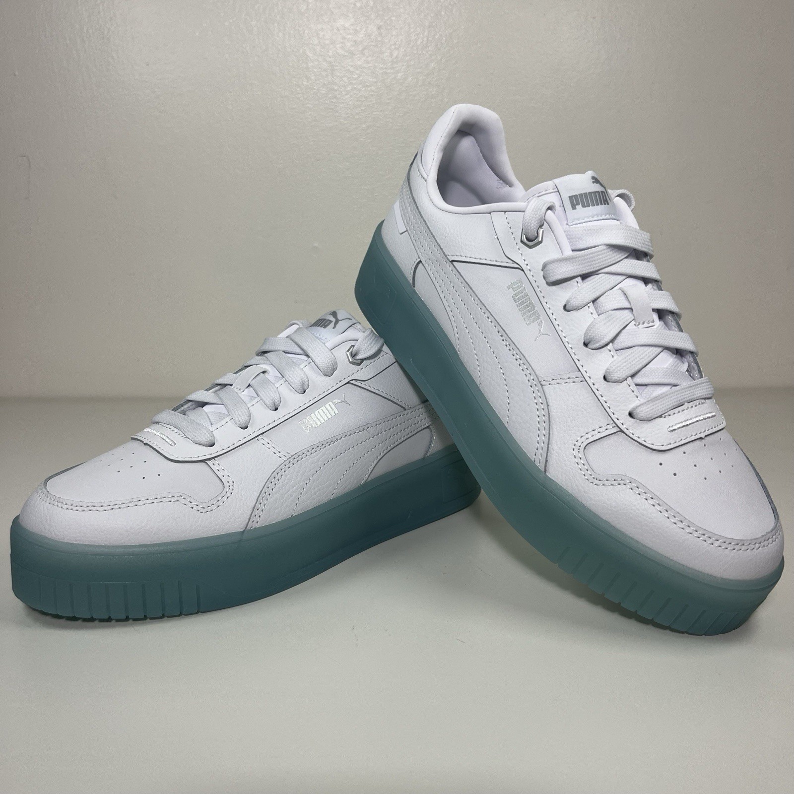 Puma Women’s Carina Street Iced Size 8.5 White Blue