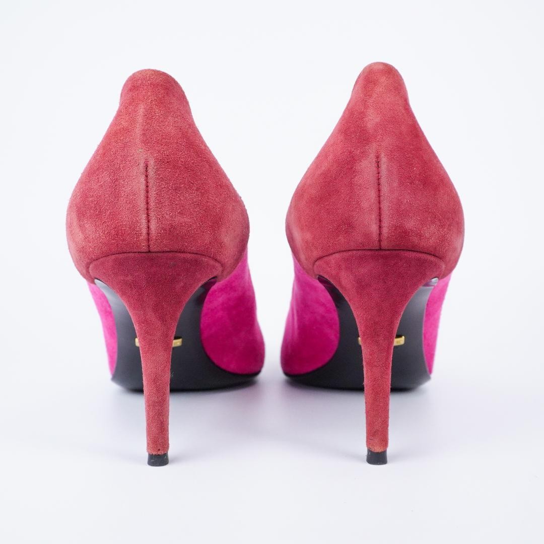 Gucci Pink Suede Pointed Toe Stiletto Heels 7.1-10cm Pre-owned 25cm