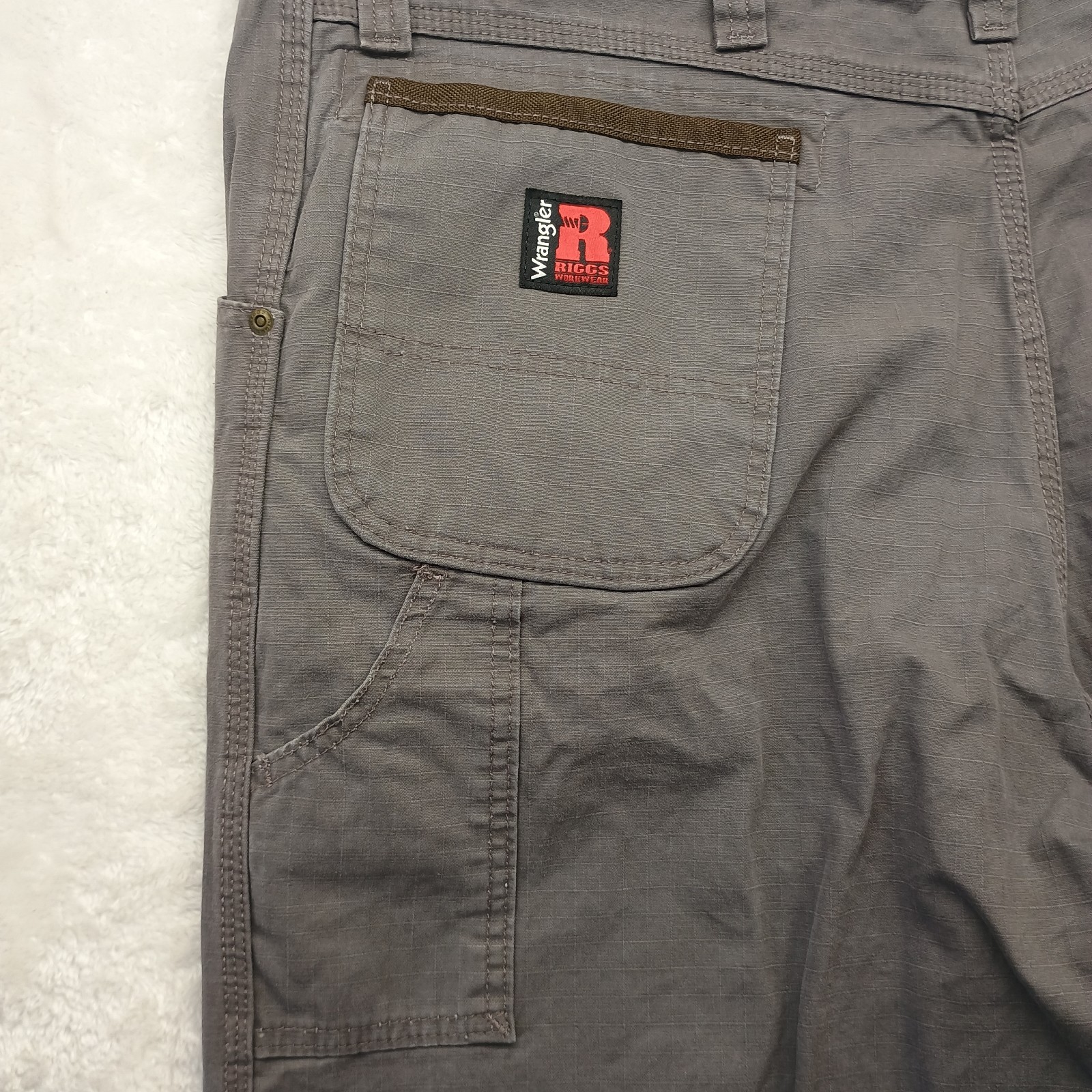 Wrangler Riggs Workwear Ripstop Pants Men’s 46×30 Gray Relaxed 103W020ST