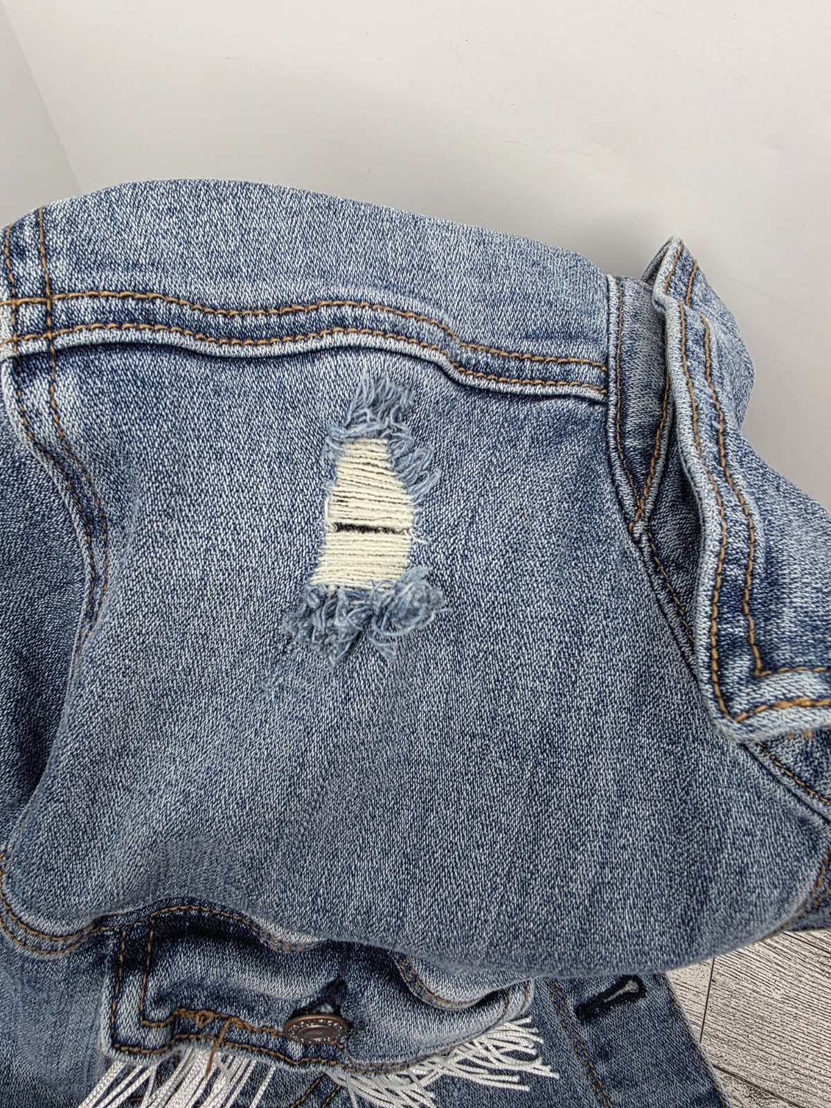 Distressed Fringe Denim Jacket L Y2K Boho Western Statement Cowgirl Vibes Rodeo