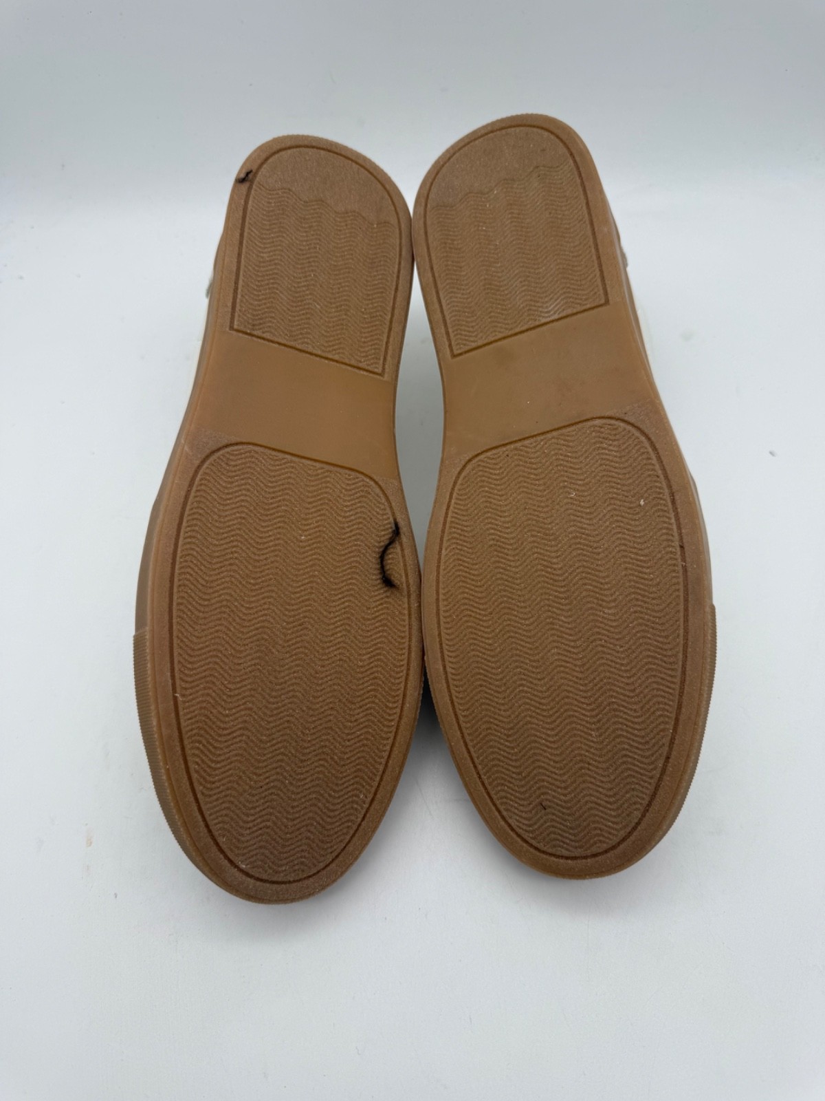 BRAND NEW Express White Sneakers PU Leather with Suede Detail Gum Sole Size 10