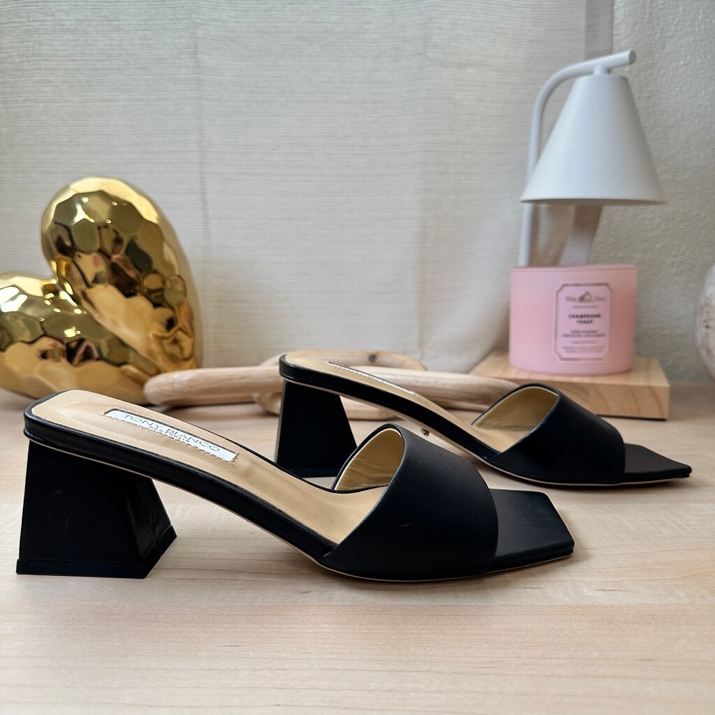 TONY BIANCO Kamira Black Mules Sandals, Size 5.5