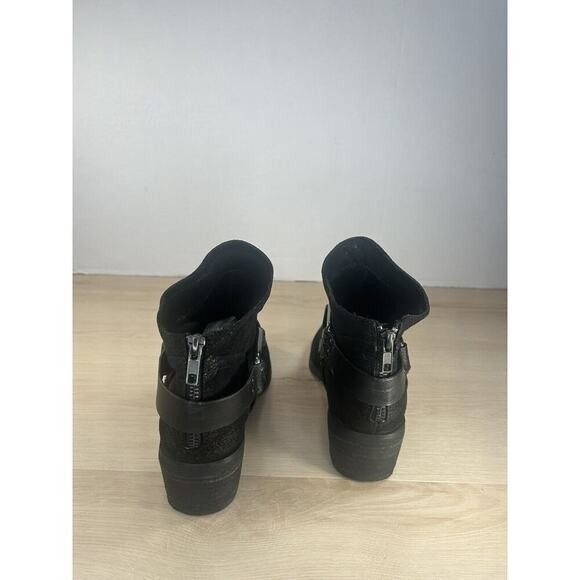 Black Textured Moto Ankle Boots Size 7 Harness Buckle Studded Back Zip Festival