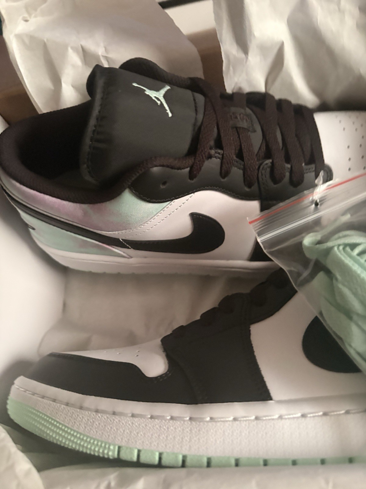 Jordan Air Jordan 1 Low SE Tie Dye Leather Men’s Sneakers DM1199-100