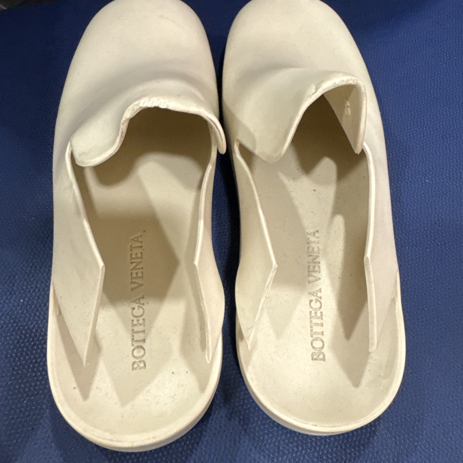 Bottega Veneta White Puddle Sandals Slip On Size 40 Rubber Clogs Unisex