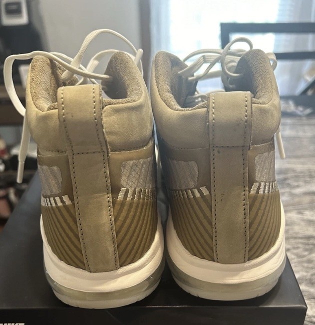 LeBron James X 10 Nike JE ICON QS John Elliot Beige Mens Size 10.5 Original Box