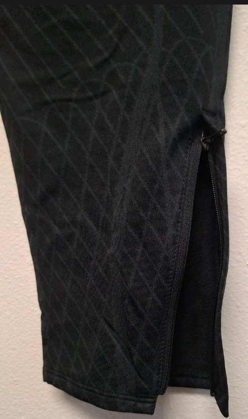 Nike Dri-FIT Strike Men’s Training Soccer Pants Black / White LARGE DV9269-010