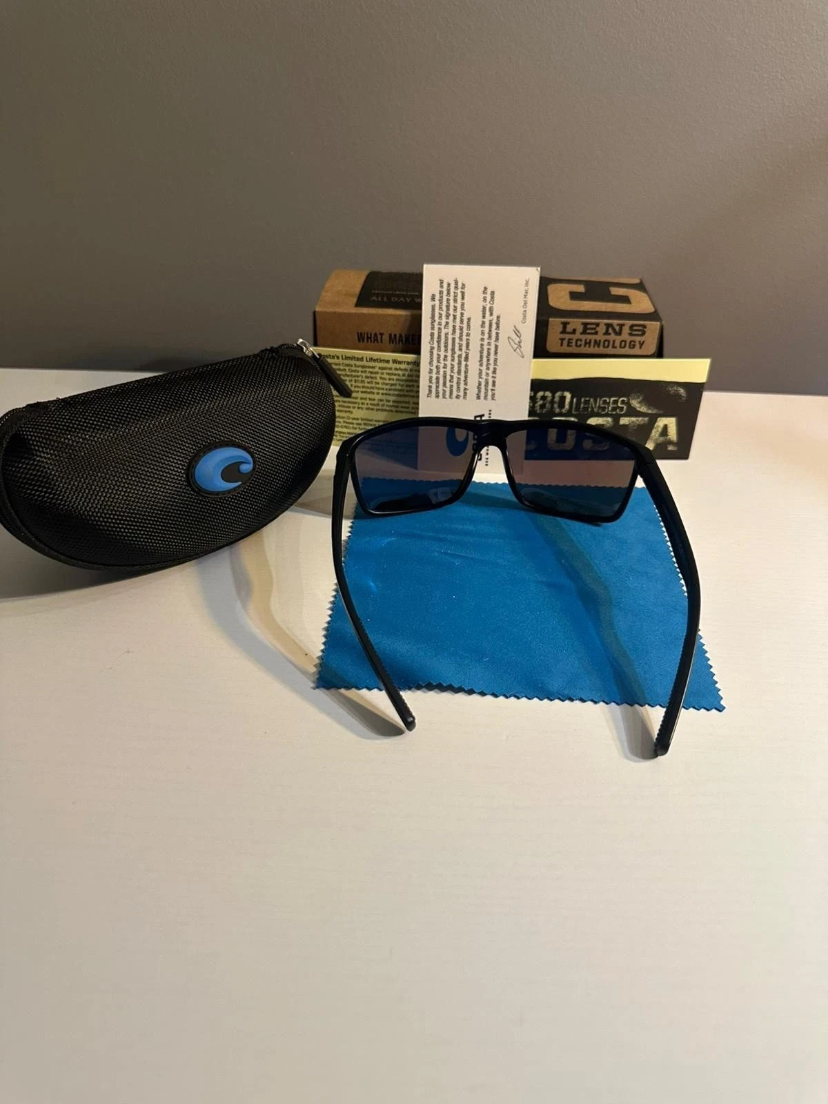 New Costa Del Mar Rinconcito Black Frame/Black Polarized Lenses 580P Sunglasses
