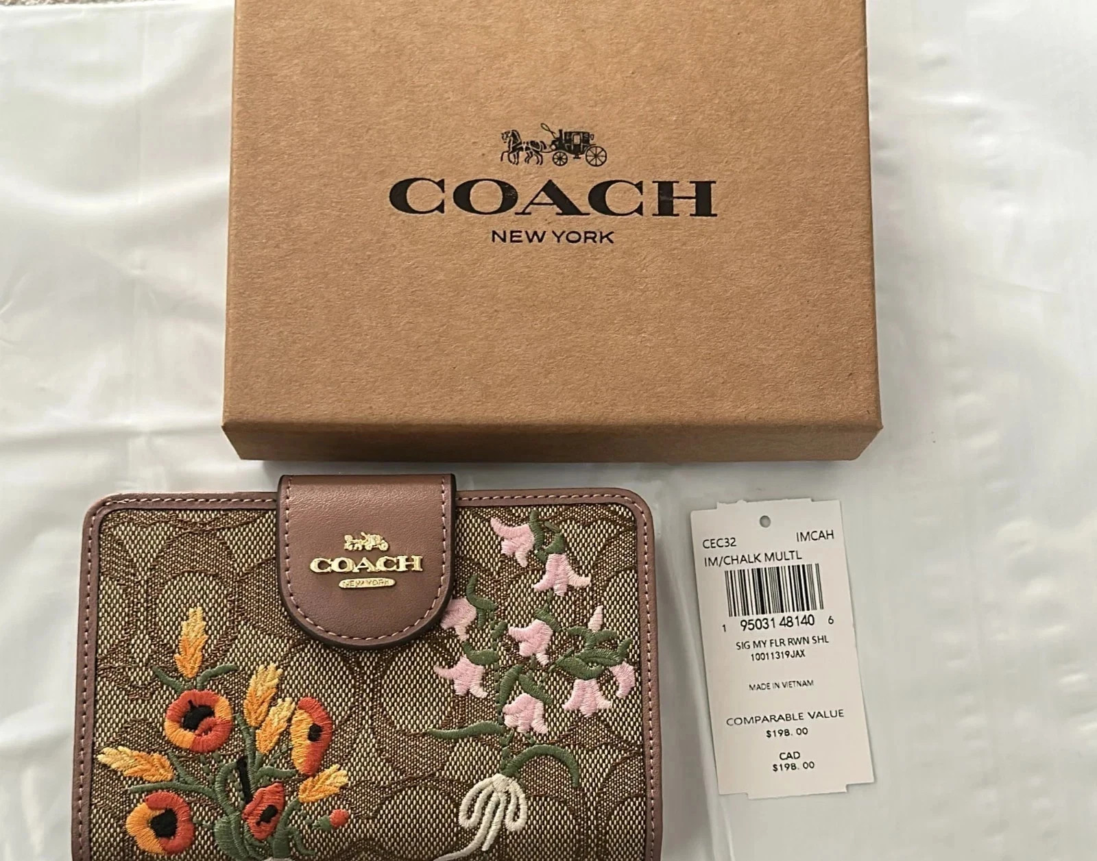 Brand New Coach Medium Corner Zip Wallet Signature Jacquard w Floral Embroidery