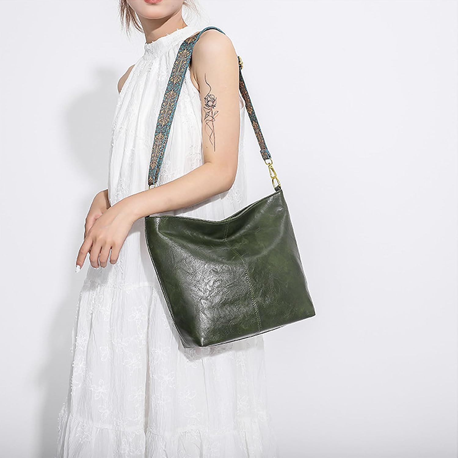 Hobo Bags for Women Crossbody Bag Guitar Strap Purse Vegan Leather Shoulder H…