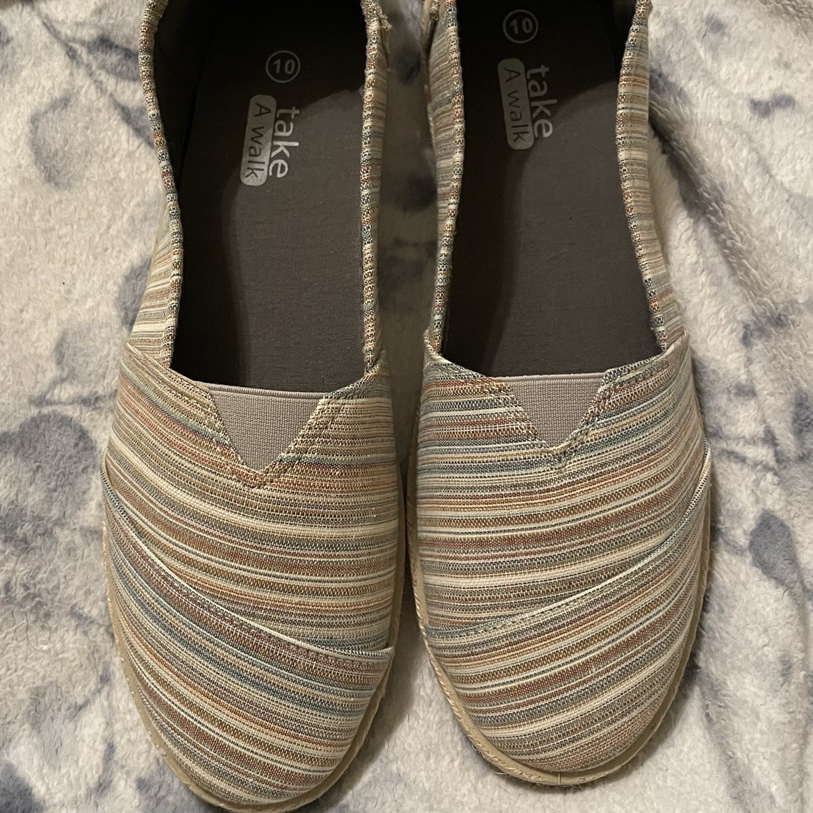 Women’s Multicolor Striped Slip-On Flats, Tom’s Dupes, Size 10