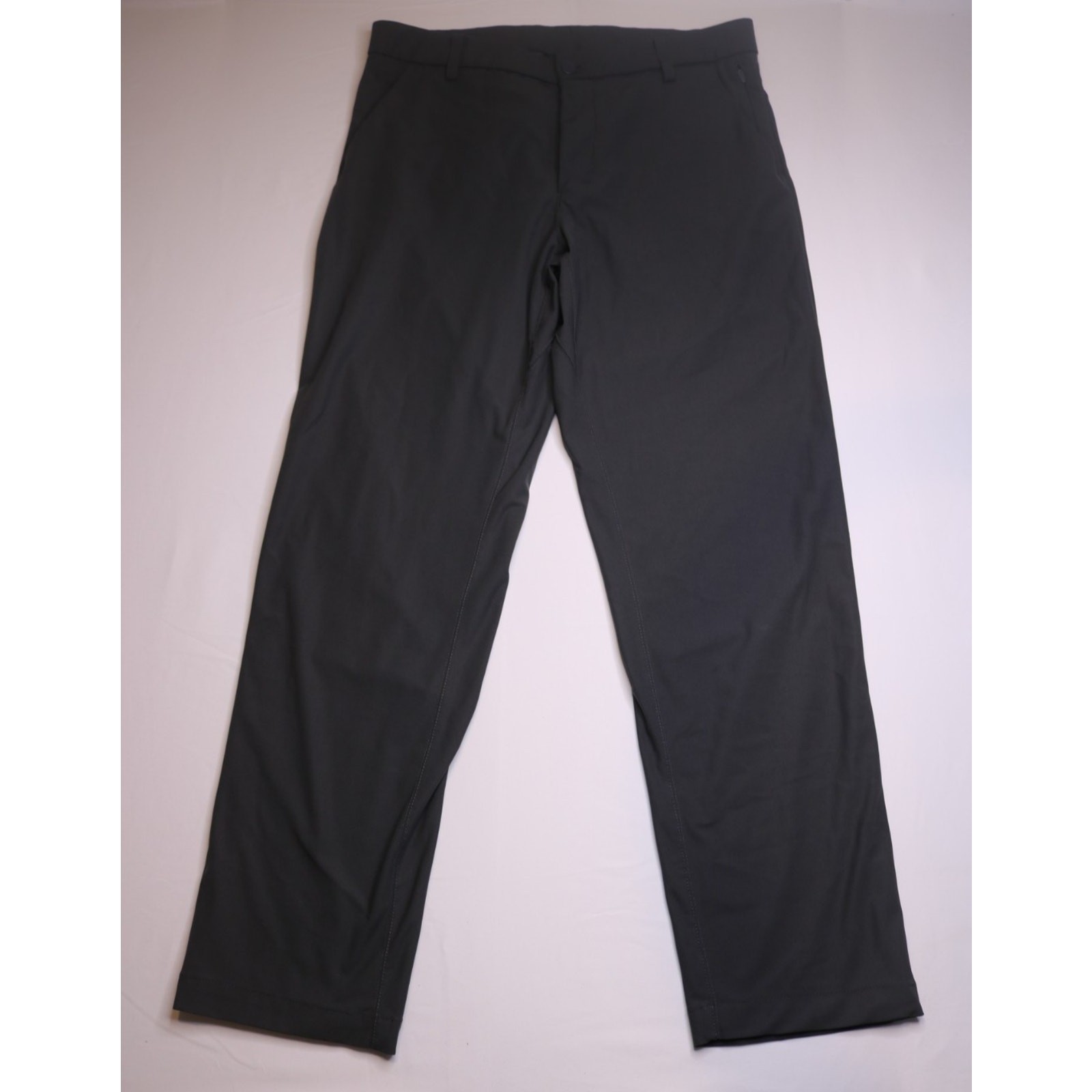 Kirkland Signature Men’s 5-Pocket Pant Sorona Stretch Travel Commuter 34-32