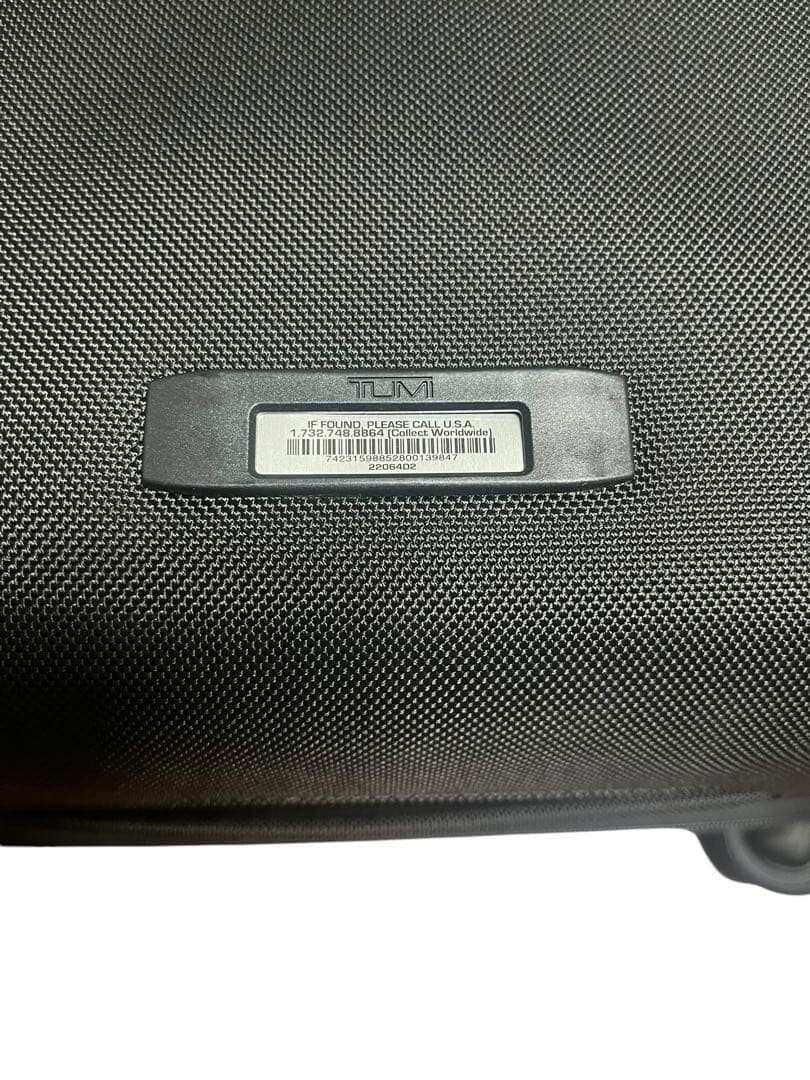 Rare TUMI 22064D2 ALPHA2 Expandable 4 Wheel Carry Case