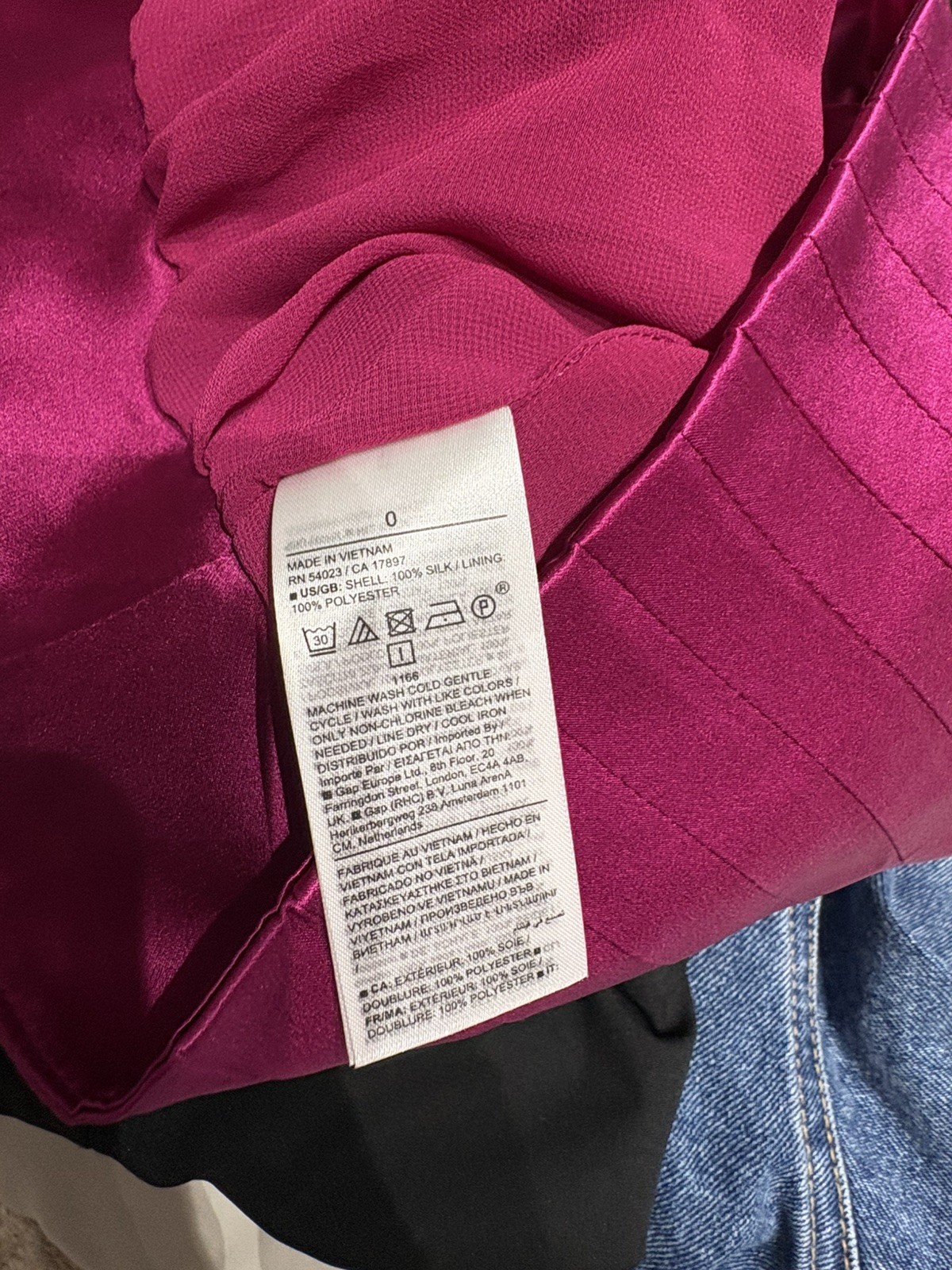 Banana Republic Muse Silk Pleated Top – Sz 0 (6 AU / 2 US) 100% silk, Pink
