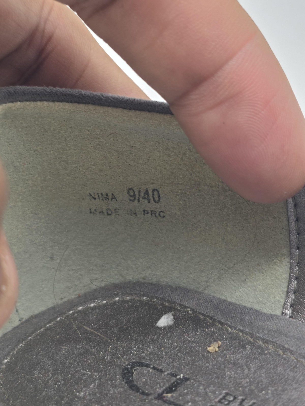 CL By Laundry Shoes Womens Size 9 Gray Nima Suede Wedge Round Toe Pump Heels