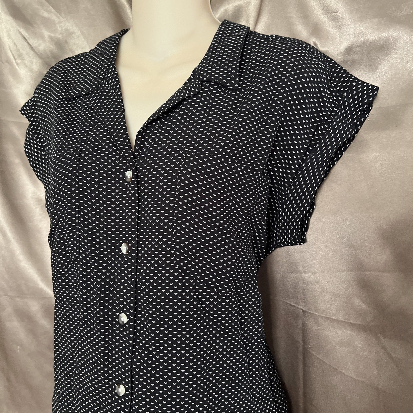 Jachs New York Girlfriend Ladie’s S Shirt Top Blouse Short Sleeve Black Dots