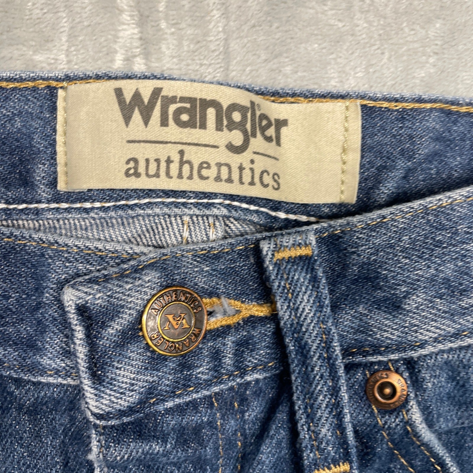 Wrangler Authentics Jeans Mens 31×30 Blue Relaxed Straight Leg Denim