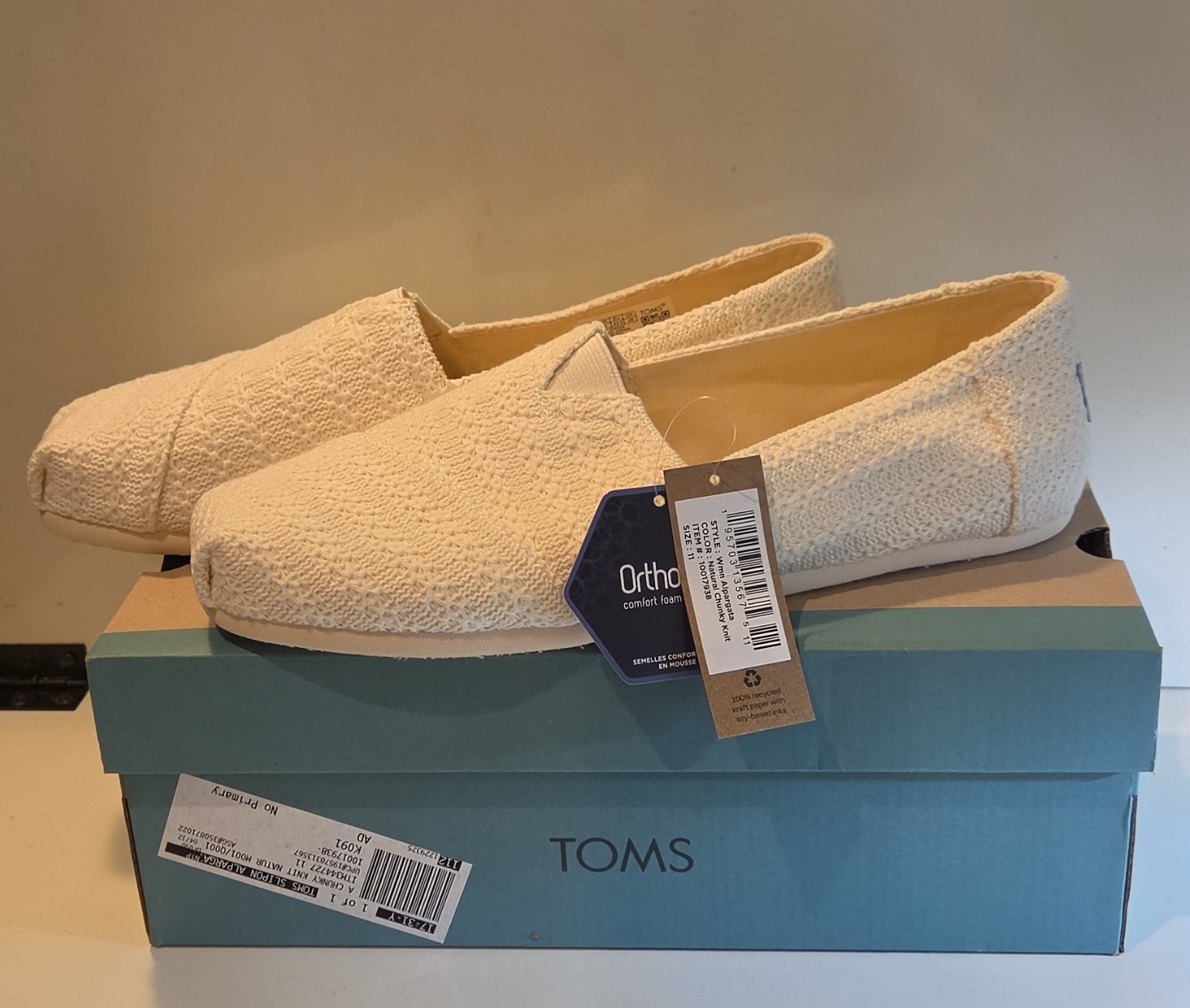 TOMS Women’s Slip-On Flats Natural Chunky Knit Closed Toe US 11 UK 9 EU 42.5
