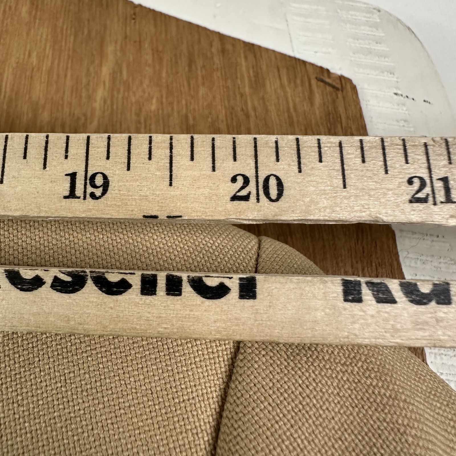 Hardwick Suit Mens 48R Tan 2 Button Gold Accents 100% Polyester Pants 40×29 Flat