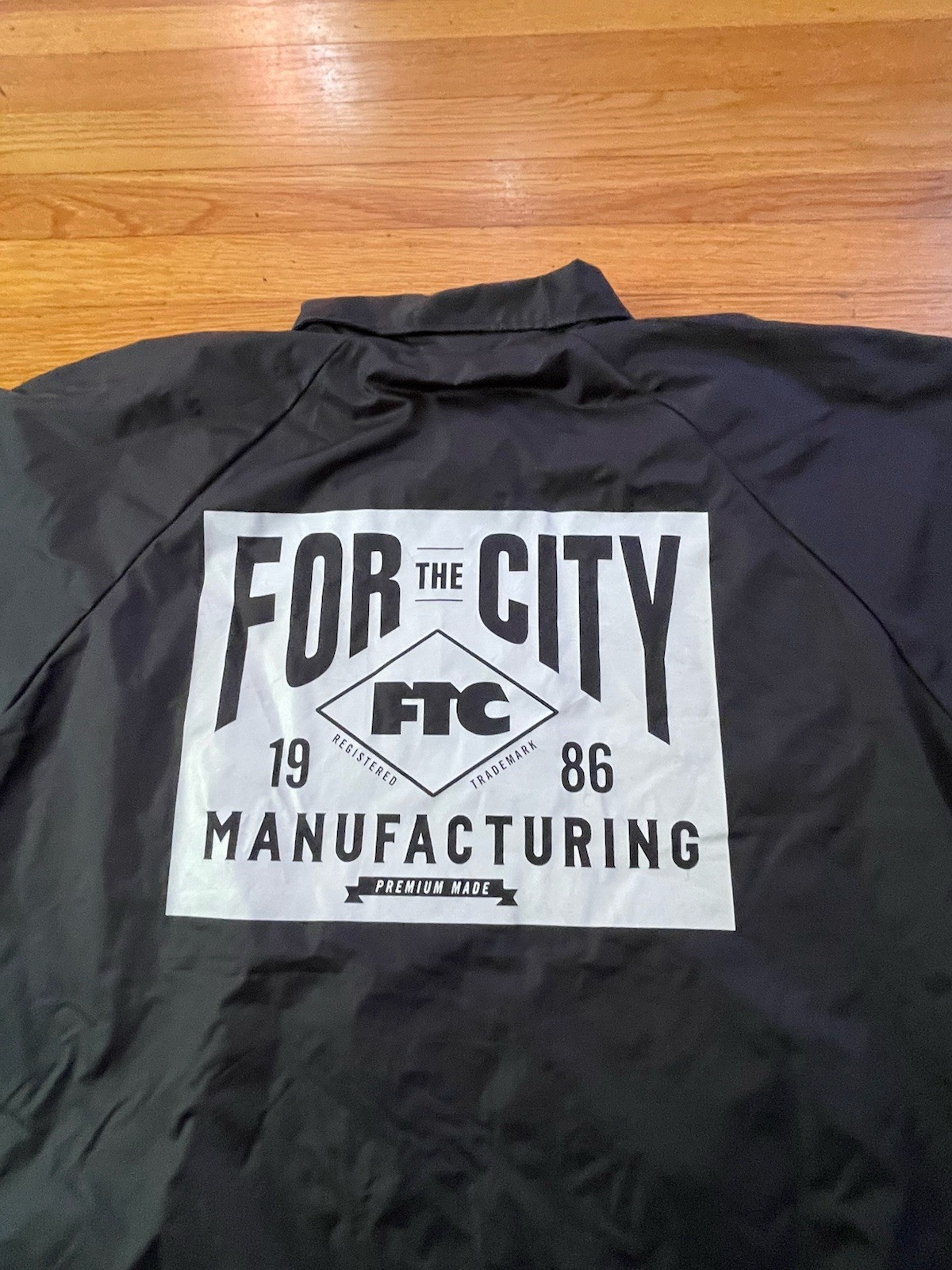 FTC San Francisco For The City Black Satin Windbreaker Men’s Large NWOT 🔥