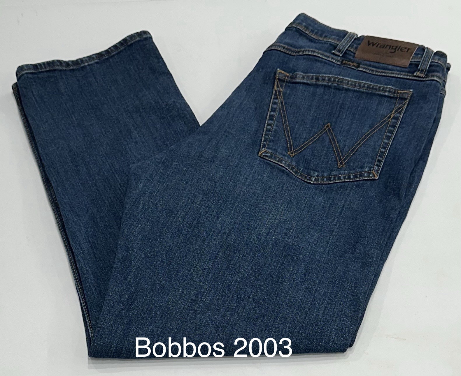 Wrangler Men’s Regular Fit Regular at Seat & Thigh Pants, Dark Blue, Size 38X32