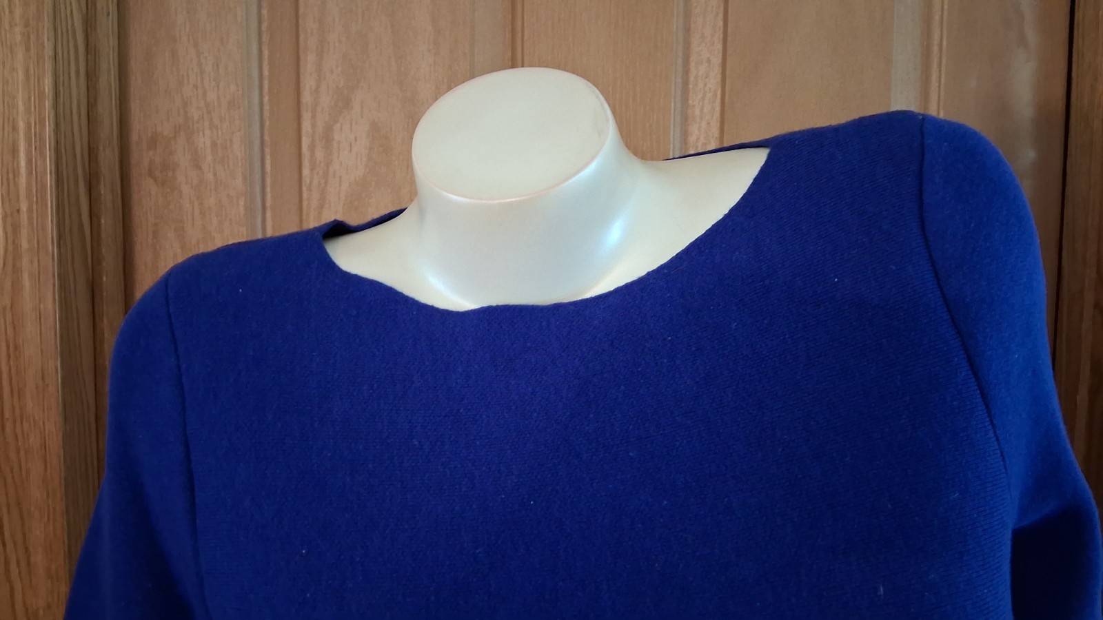 Chico’s Blue Tunic Sweater Scoop Neck Bracelet Sleeves Size 1 (Reg M) NWT