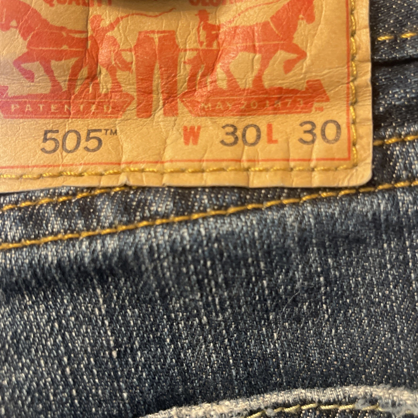 Levi Strauss & Co Men’s 505 series size 30×30