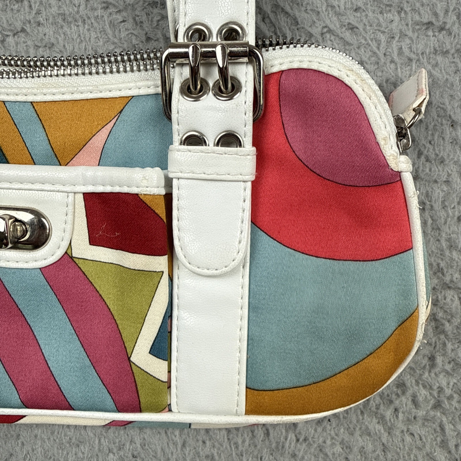 Isabella Fiore Silk Leather Handbag White MultiColor Geometric Y2K Purse 70s EOC