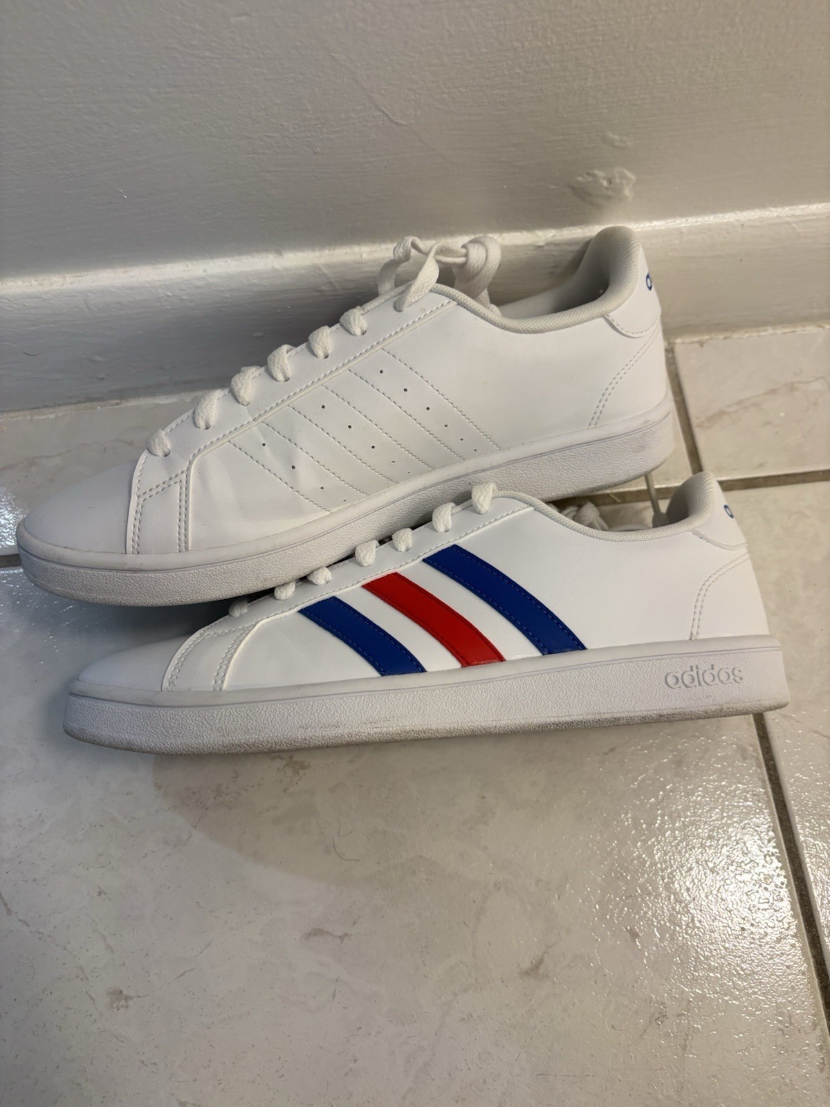 Men’s Adidas Grand Court Base White Leather Sneakers (9.5)