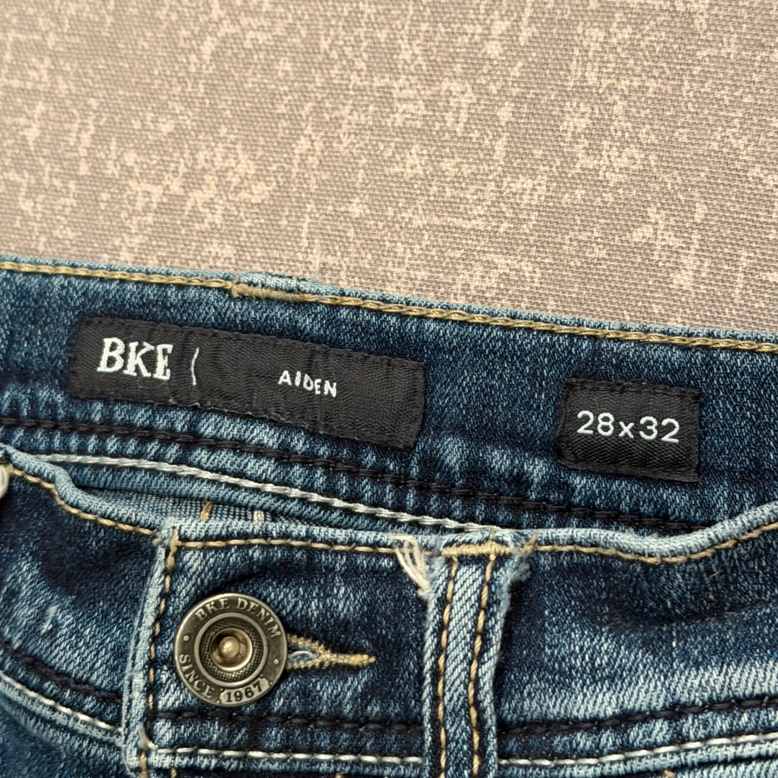BKE Aiden Mens Straight Leg Jeans 28×32 Medium Wash Blue Denim Stretch