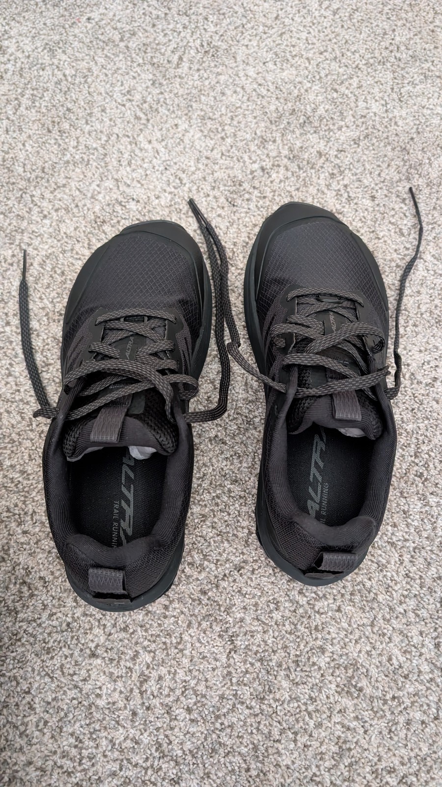 Altra Lone Peak 9 Mens Size 7 Black