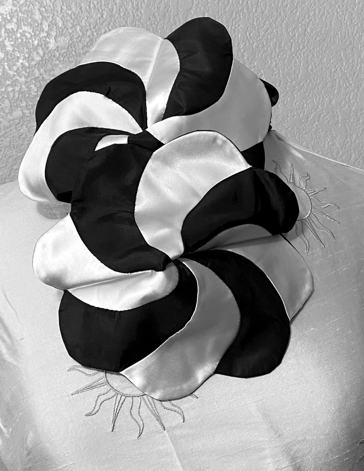 Ultra Chic Vintage French Satin Pinwheel Scarf | Old Hollywood Glamour